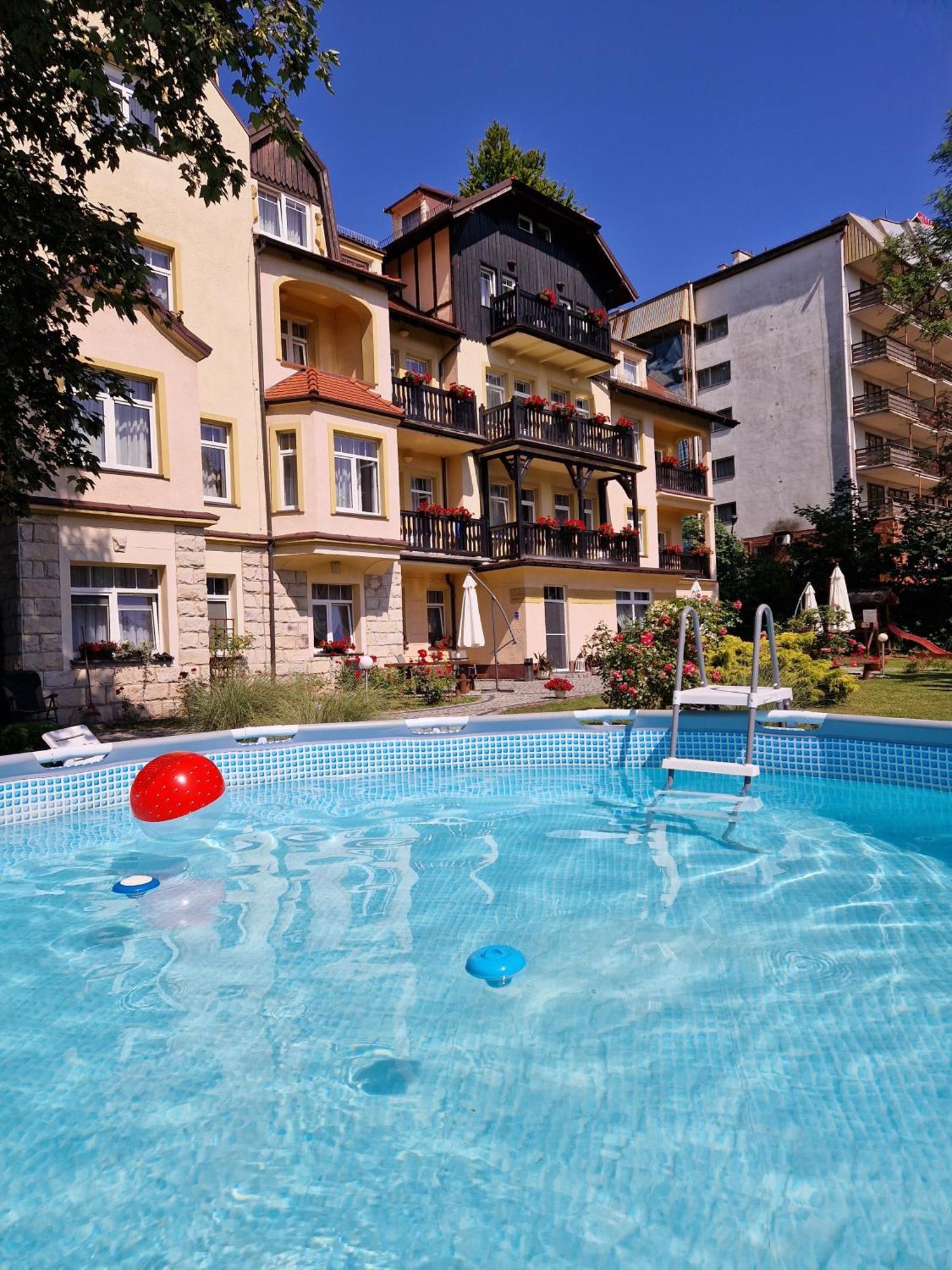 Villa Carmen Kudowa-Zdrój Exteriér fotografie