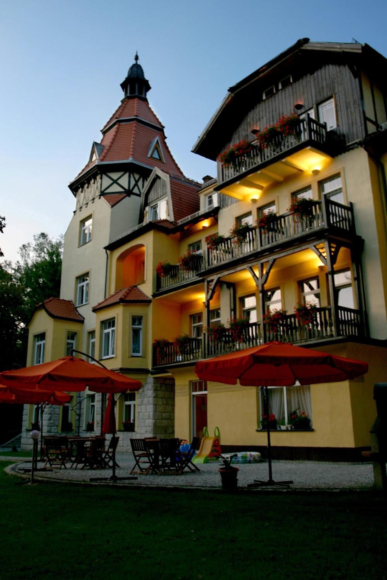 Villa Carmen Kudowa-Zdrój Exteriér fotografie