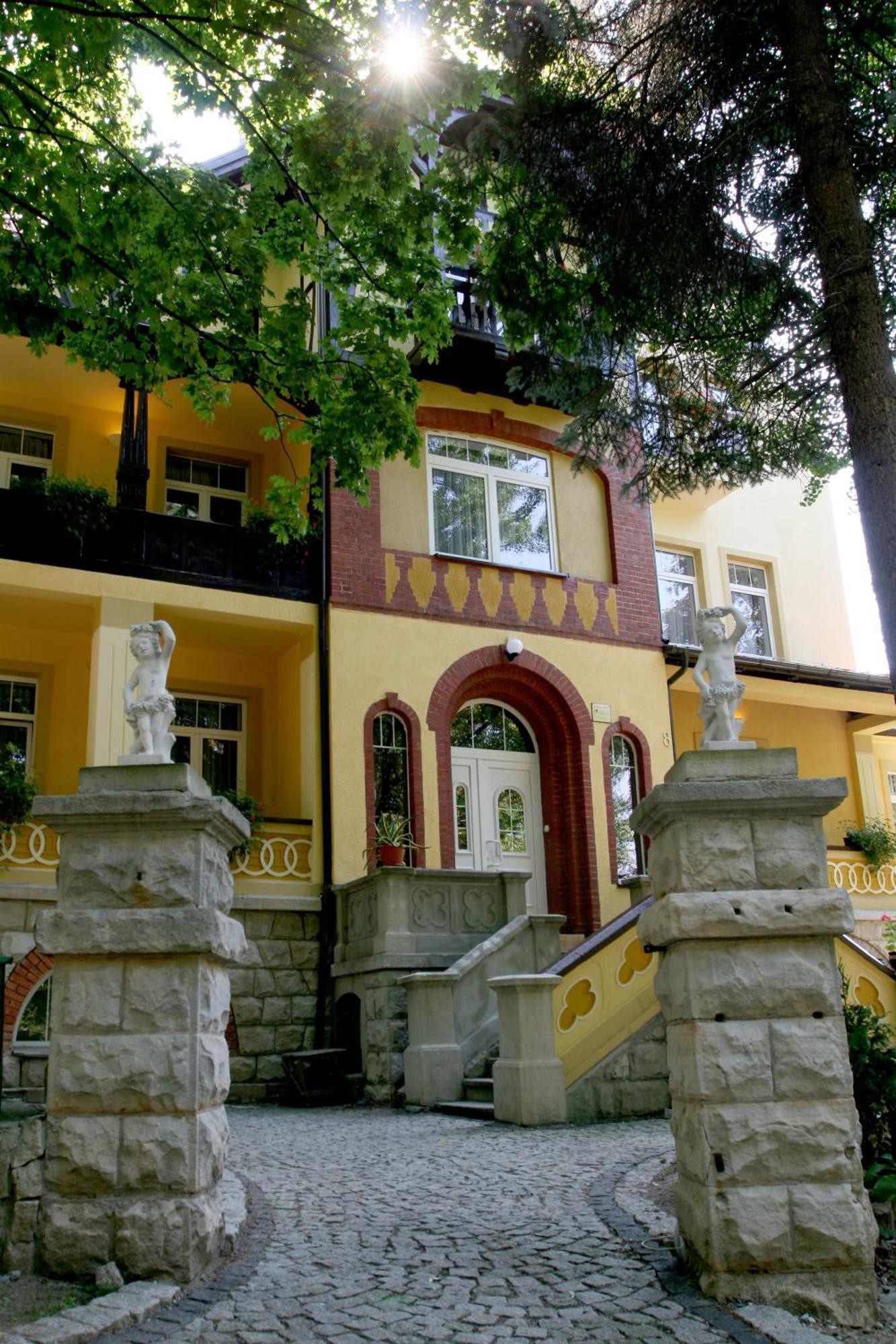 Villa Carmen Kudowa-Zdrój Exteriér fotografie